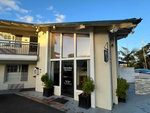 Inn By the Bay Monterey