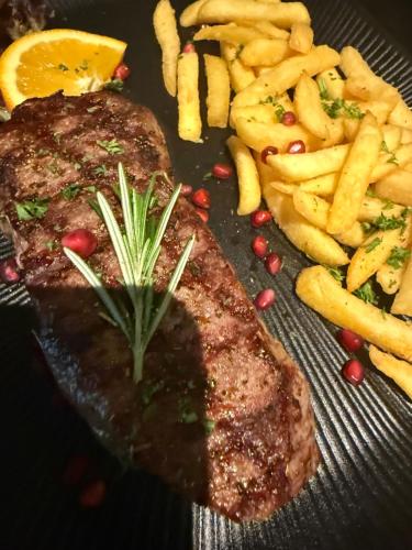 Ételek és italok, Hotel am Klosterbrunnen in Itzehoe