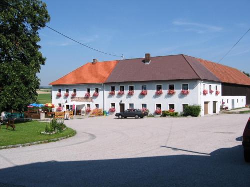 Gasthof Franzosenhof, Pension in Wullowitz bei Lasberg