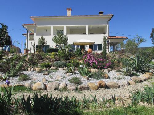  Casa Gaia in Serpins