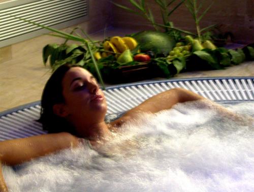 Twin room, spa access