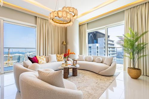 Lux Designer 2BR - Grand Bleu - Waterfront Living, Dubaj