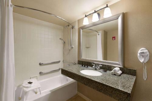 Wingate by Wyndham Denver Tech Center - image 9