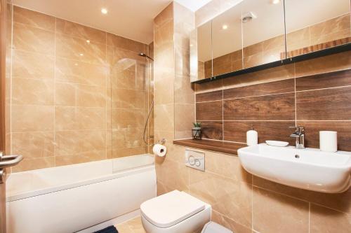 5-Bed House - Perfect for Groups & Families, Manchester (fotografie 8)