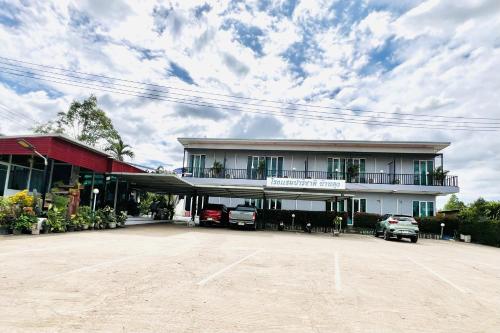 Parichat Bandung Hotel
