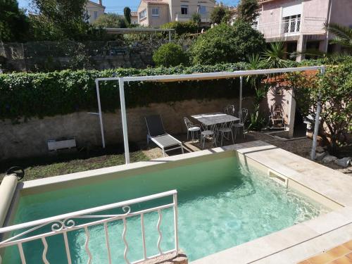 maison de famille, 5mn du vieux port, calme absolu