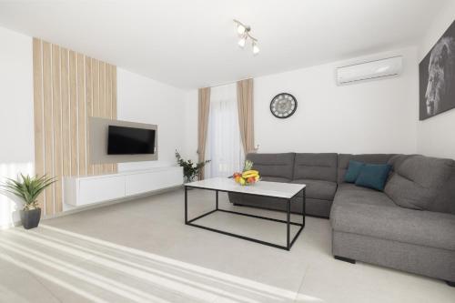 Two Bedroom Apartment with Terrace room in Apartment Veranda