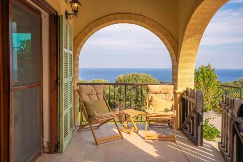 Beautiful Villa with stunning sea view