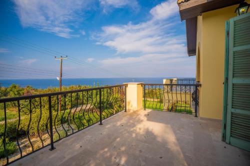 Beautiful Villa with stunning sea view