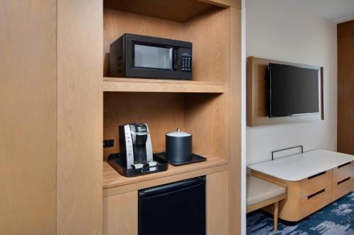 King Studio Suite with Sofa Bed