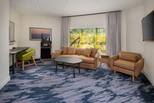 Fairfield Inn & Suites Columbia Downtown - image 11