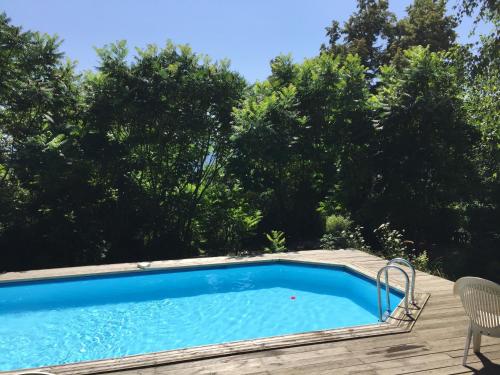 Dārzs, Gite Les Saules, Pyrénées - Vues Imprenables sur les Montagnes, Piscine Jacuzzi (Gite Les Saules, Pyrenees - Vues Imprenables sur les Montagnes, Piscine Jacuzzi) in La Barthe-de-Neste