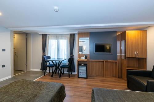 Family Room room in Harmony Hotel Istanbul & SPA