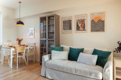 Quarto de hóspedes, Cozy Apartment with Balcony near Old Town Gdańsk by Rent like home (Cozy Apartment with Balcony near Old Town Gdansk by Rent like home) in Outro
