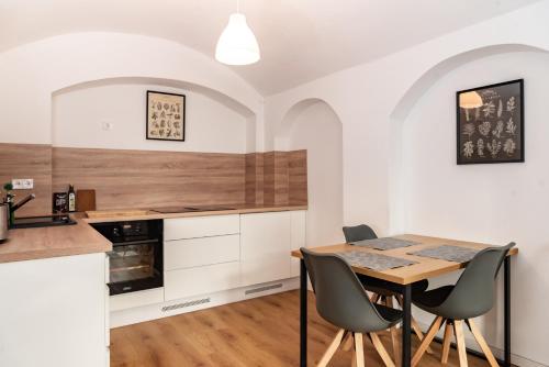 Gewölbewohnung mit Terrasse, Drážďany (fotografie 6)