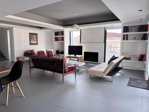 Kerameikos Spacious Loft, Ateny (zdjęcie 10)