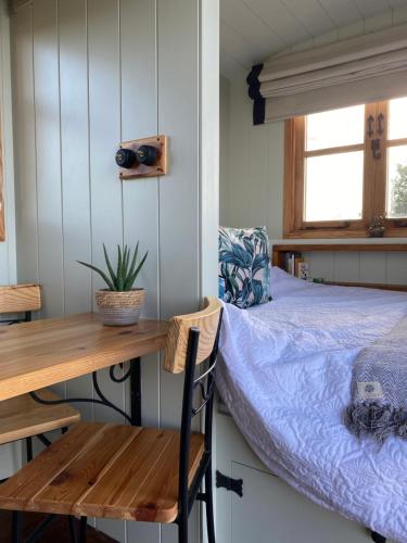 The Hide at Manton Bay- Glamping, Oakham (Foto 8)