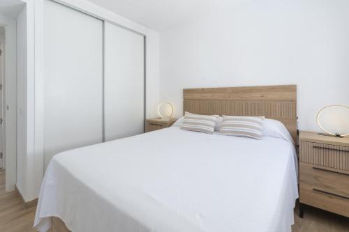 Deluxe Apartment image 2