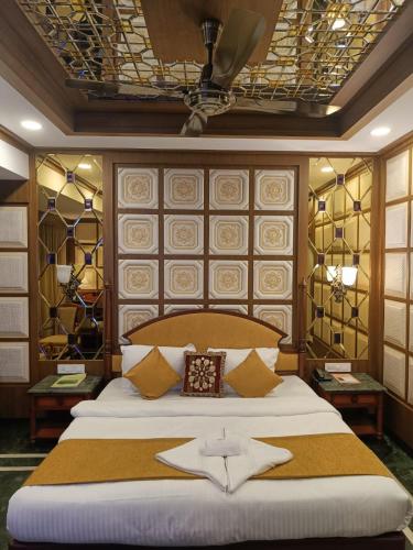King Suite image 2