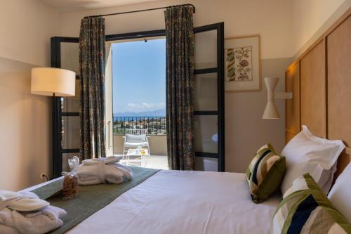 Hôtel Restaurant Villa Joséphine (Hotel Restaurant Villa Josephine) in คาลวี