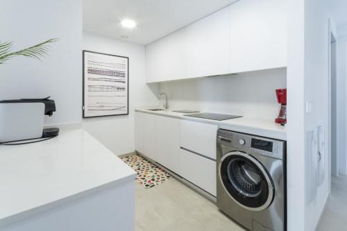 Penthouse Apartment image 9