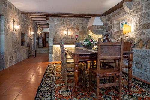 Palvelut, Casa de Vilela - casa senhorial exclusiva perto do Porto para até 15 pessoas (Casa de Vilela - casa senhorial exclusiva perto do Porto para ate 15 pessoas) in Santo Tirso