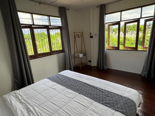 3 bedrooms, 3 beds
