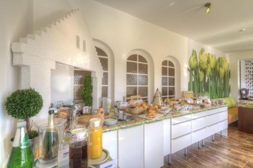 อาหารและเครื่องดื่ม, Das Mittelpunkt in มอร์บิสช์ แอม เซ