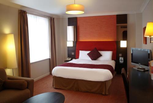 The Dragon Hotel Room Type - Family Double Room