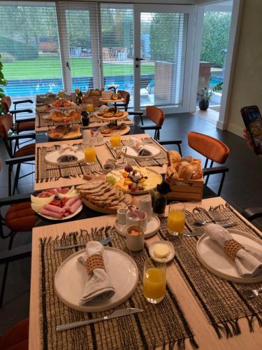 Mad og drikke, B&B De Alffarhoeve in Sint-Amands
