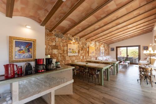 อาหารและเครื่องดื่ม, Finca Son Marimon - Adults Only in กาลาซันตันยี