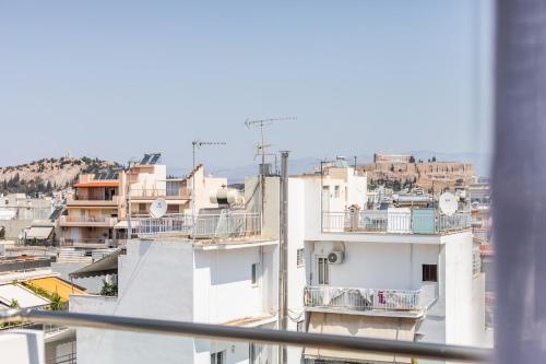 Tranquil 2BR Apartment with Acropolis view by UPSTREET - image 10