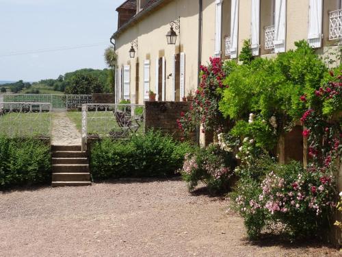 Сад, Domaine de Drémont in Корбіні