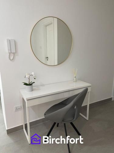 Birchfort - Newly renovated unique 1 bedroom apartment - main image