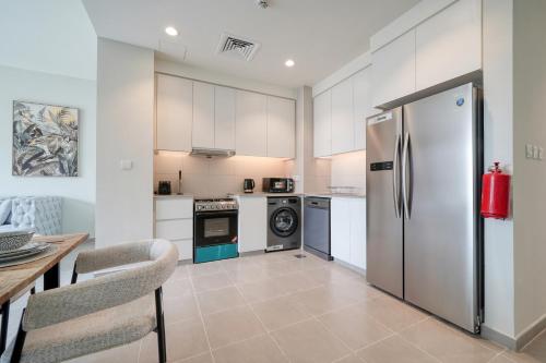 Modern Furnished 2 BHK in Urbana 1 Emaar south by Truebleu Vacation Homes, Dubai (Foto 6)