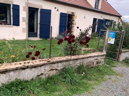 Les 9 Hirondelles in Devay