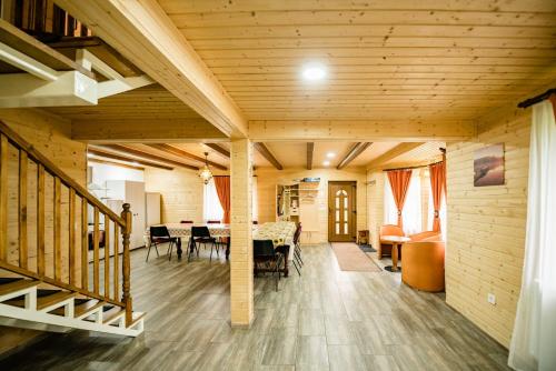 Cabana Sebeș (Cabana Sebes) in Bistra Mureşului