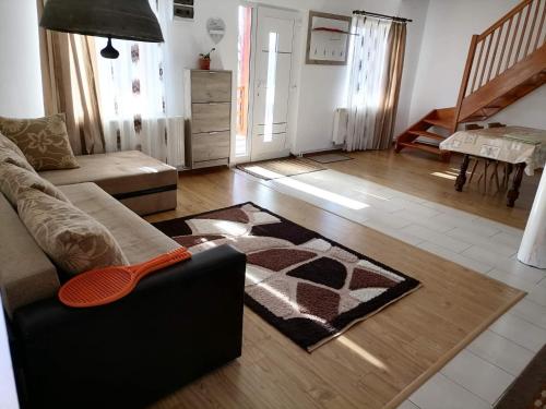 Cabana Sebeș (Cabana Sebes) in Bistra Mureşului