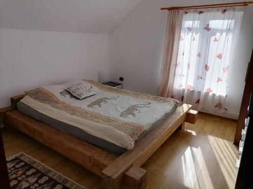 Cabana Sebeș (Cabana Sebes) in Bistra Mureşului