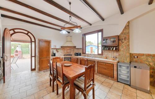 Four-Bedroom Holiday Home image 10