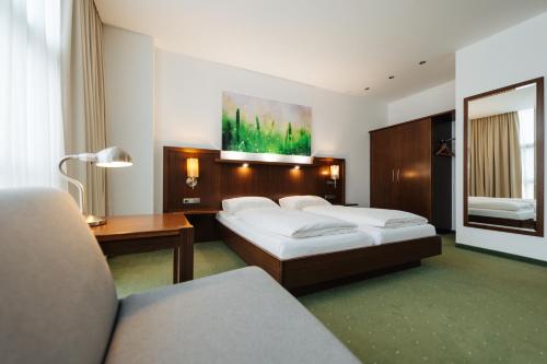 Hotel City - image 8