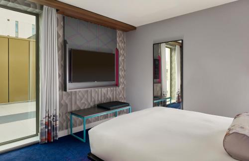 Aloft Birmingham Eastside - image 8