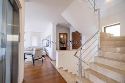 Villa Castle by EvTatilim Bodrum City Center in โอมูร์ชา
