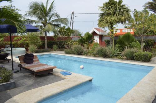Villa de luxe avec piscine au soleil du sénégal petite cote (Villa de luxe avec piscine au soleil du senegal petite cote) in Mbodiene