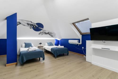 Large Attic Las Canteras Rooms - Only adults 5