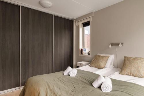 DINBNB APARTMENTS l 15min to C Station l Huge Social Space l Balcony, Oslo (photo 8)