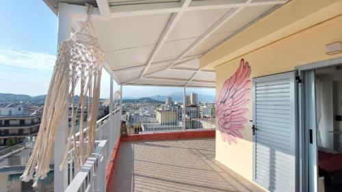 A bright and relaxing penthouse on the 5th floor, Atene