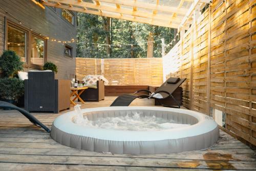 . Secret Lake Prag magic place relaxation& wellness