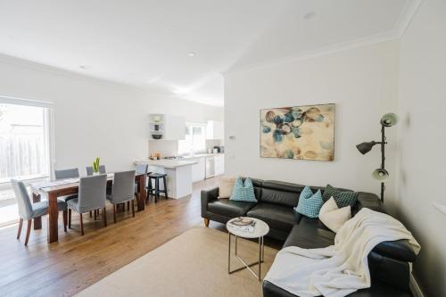 Navi Home, stay like locals in 亞拉維爾