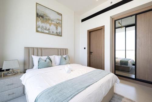 Binghatti House in JVC - New Apartment - image 11